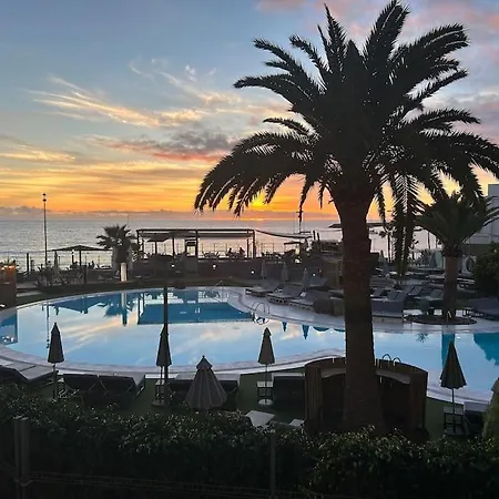 Beach Apartment Patalavaca شقة *